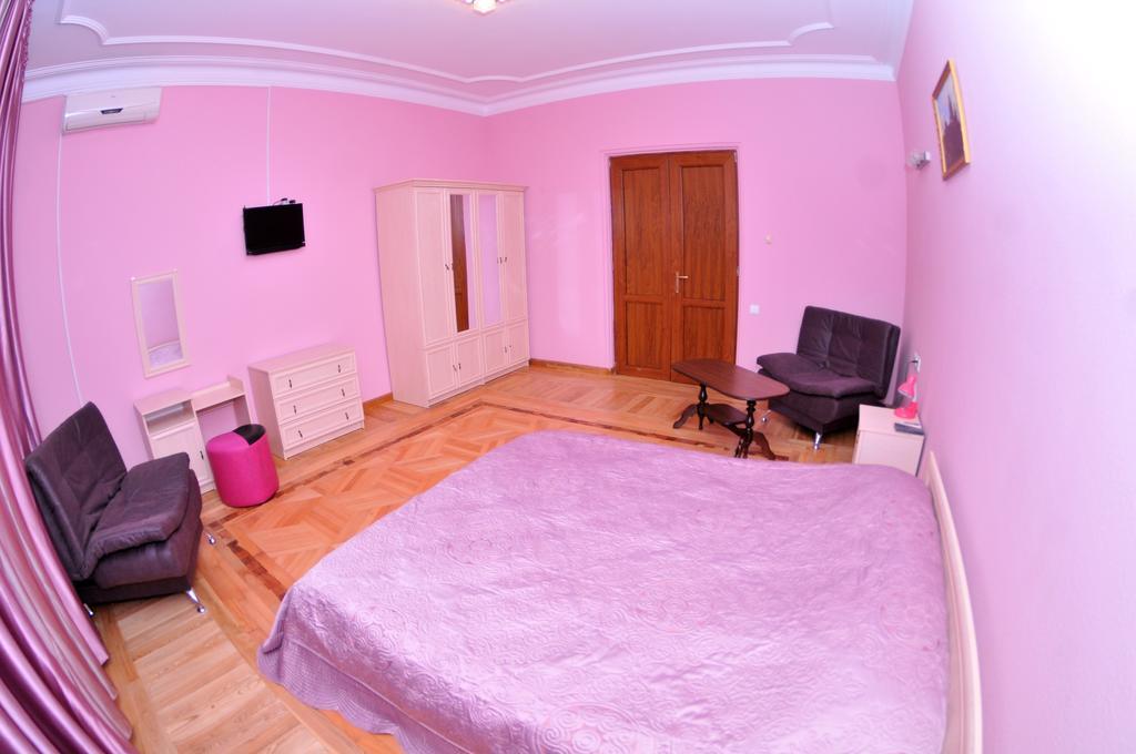 Hotel Relax Tiflis Oda fotoğraf