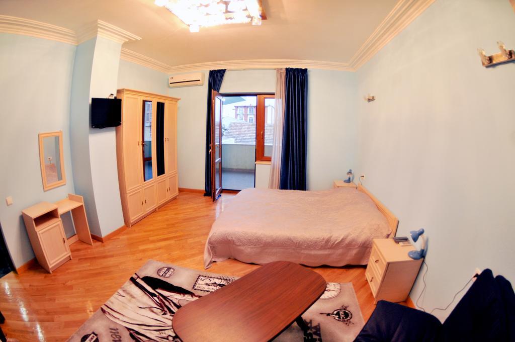 Hotel Relax Tiflis Dış mekan fotoğraf