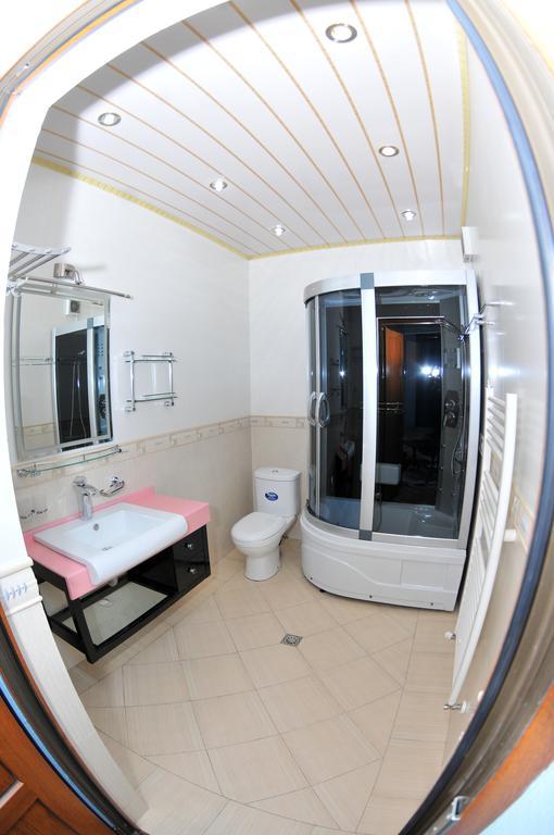Hotel Relax Tiflis Oda fotoğraf